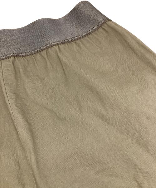 MUSE de Deuxieme Classe（ミューズ ドゥーズィエム クラス）MUSE de Deuxieme Classe (ミューズ ドゥーズィエム クラス) STRETCH TWILL タックパンツパンツ カーキ サイズ:36の古着・服飾アイテム