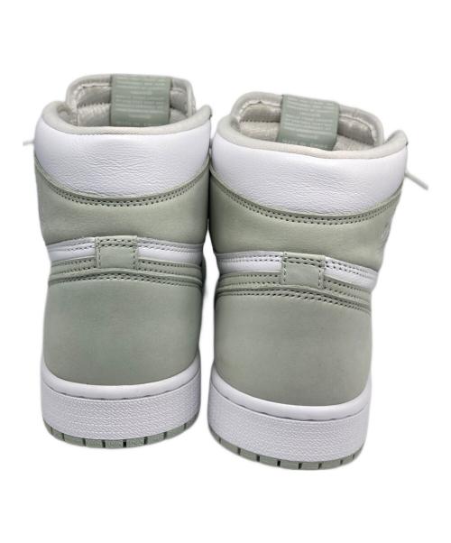 NIKE（ナイキ）NIKE (ナイキ) WMNS AIR JORDAN 1 RETRO HIGH OG/ウィメンズ　エアジョーダン１　レトロ　ハイ　OG ホワイト×グレー サイズ:27cmの古着・服飾アイテム