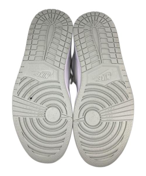 NIKE（ナイキ）NIKE (ナイキ) WMNS AIR JORDAN 1 RETRO HIGH OG/ウィメンズ　エアジョーダン１　レトロ　ハイ　OG ホワイト×グレー サイズ:27cmの古着・服飾アイテム