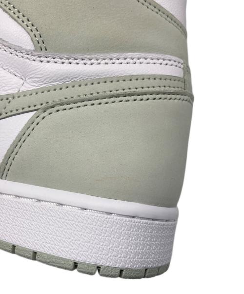 NIKE（ナイキ）NIKE (ナイキ) WMNS AIR JORDAN 1 RETRO HIGH OG/ウィメンズ　エアジョーダン１　レトロ　ハイ　OG ホワイト×グレー サイズ:27cmの古着・服飾アイテム