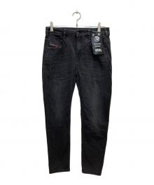 DIESEL（ディーゼル）の古着「Diesel Larkee relaxed jeans」｜ブラック