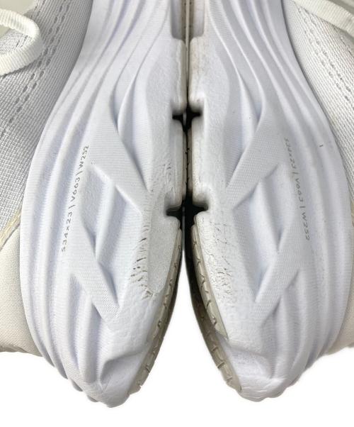 HOKAONEONE（ホカオネオネ）HOKAONEONE (ホカオネオネ) BONDI ８/ボンディ　8 ホワイト サイズ:24cm/US6/UK5.5/EUR38.5/BR37/CN240(2.5)の古着・服飾アイテム