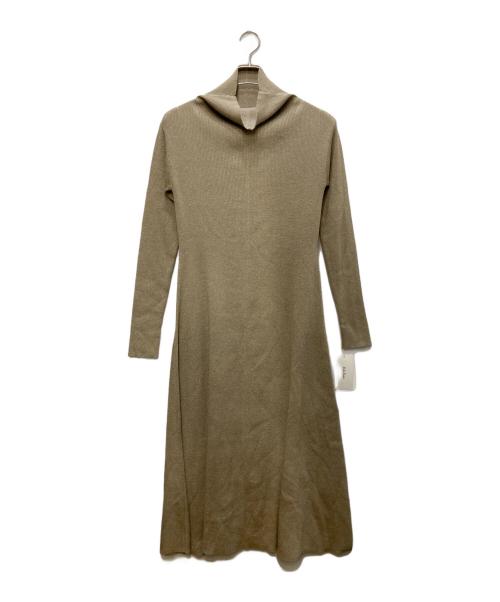 Mila Owen（ミラオーウェン）Mila Owen (ミラオーウェン) オフショルダーロングリブニットワンピース ベージュ サイズ:０の古着・服飾アイテム