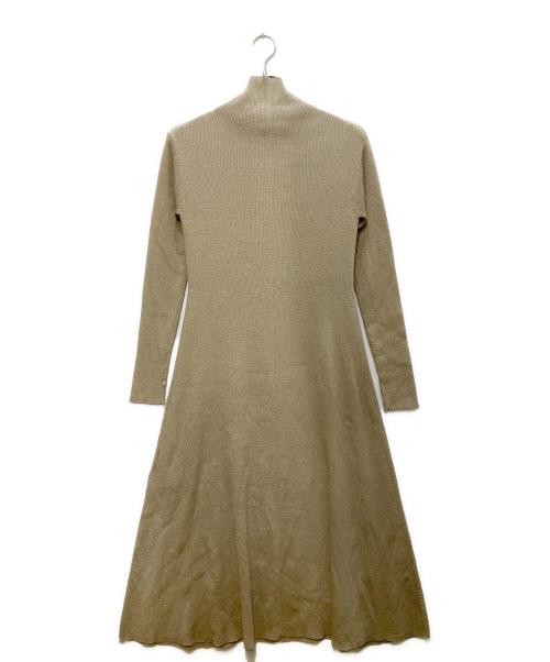 Mila Owen（ミラオーウェン）Mila Owen (ミラオーウェン) オフショルダーロングリブニットワンピース ベージュ サイズ:０の古着・服飾アイテム