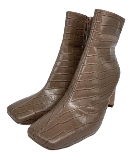 FRAY ID（フレイ アイディー）FRAY ID (フレイ アイディー) ショートブーツ ベージュ サイズ:23.5の古着・服飾アイテム