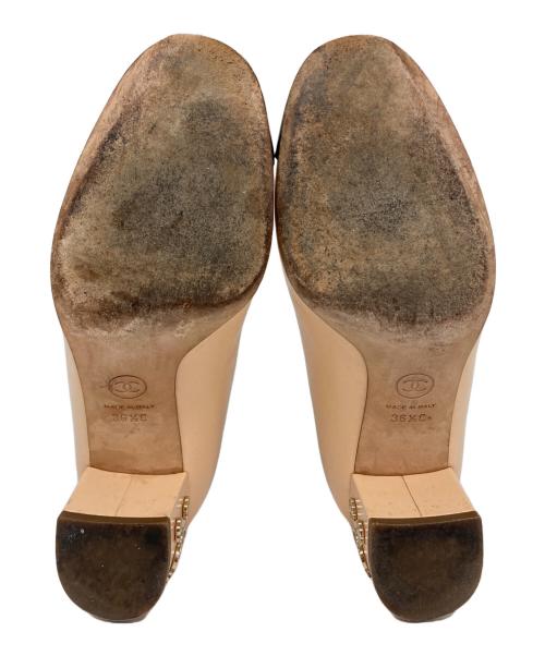 CHANEL（シャネル）CHANEL (シャネル) カメリアヒールパンプス ベージュ サイズ:36 1/2の古着・服飾アイテム