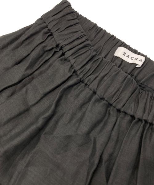 SACRA（サクラ）SACRA (サクラ) ラミーローンダブルギャザーイージースカート ブラック サイズ:36の古着・服飾アイテム