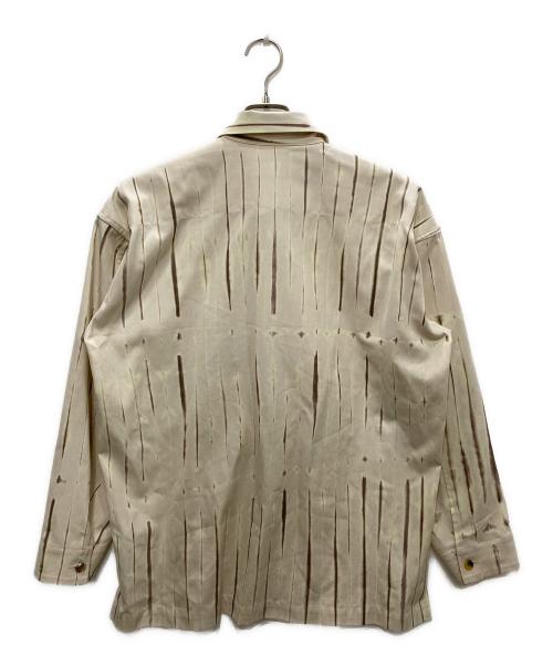 ISSEY MIYAKE MEN（イッセイミヤケメン）ISSEY MIYAKE MEN (イッセイミヤケメン) 「GIFT」絞り染めシャツ アイボリー サイズ:2の古着・服飾アイテム