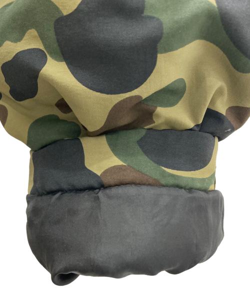 A BATHING APE（ア ベイシング エイプ）A BATHING APE (ア ベイシング エイプ) サルカモ柄 ジップダウンジャケット カーキ サイズ:XLの古着・服飾アイテム