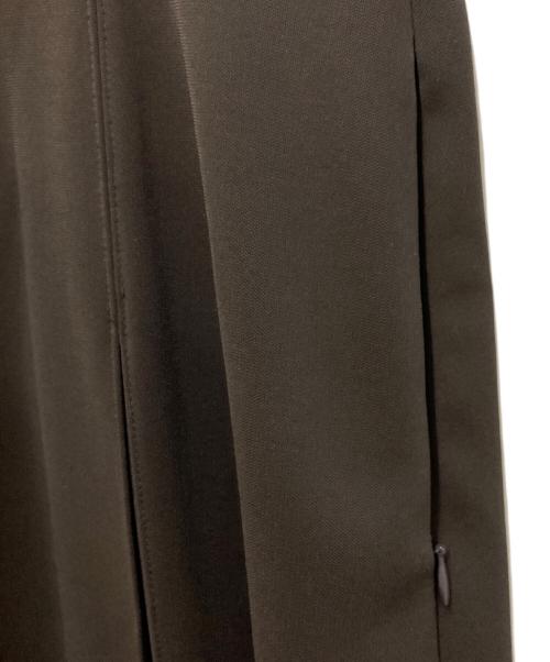 FOXEY NEWYORK（フォクシーニューヨーク）FOXEY NEWYORK (フォクシーニューヨーク) ノースリーブワンピース ブラック サイズ:40の古着・服飾アイテム