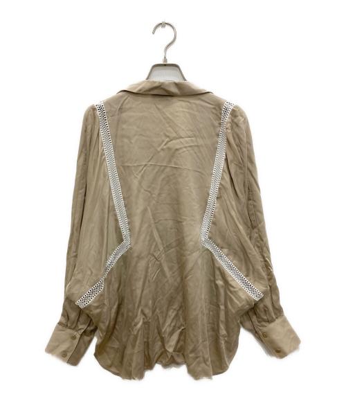 UNITED ARROWS TOKYO（ユナイテッドアローズトウキョウ）UNITED ARROWS TOKYO (ユナイテッドアローズトウキョウ) サテン オープンカラー シャツブラウス ベージュ サイズ:Freeの古着・服飾アイテム
