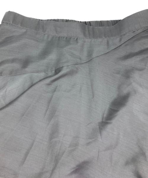 FRAY ID（フレイ アイディー）FRAY ID (フレイ アイディー) アシメフリルティアードスカート グレー サイズ:SIZE 0の古着・服飾アイテム