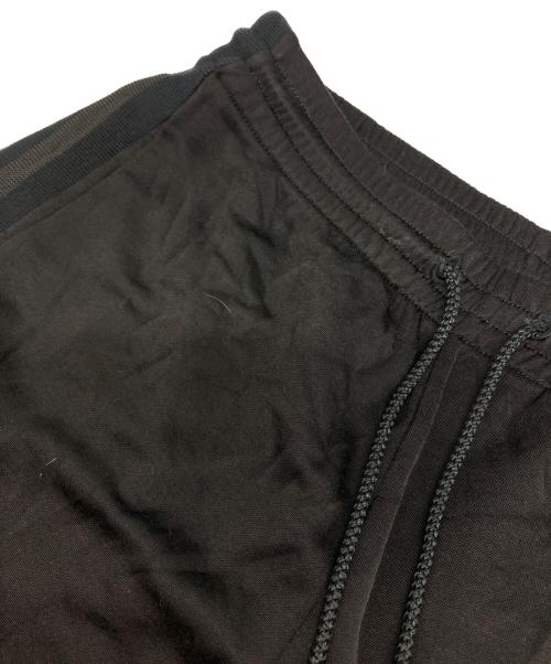 MM6 Maison Margiela（エムエムシックスメゾンマルジェラ）MM6 Maison Margiela (エムエムシックスメゾンマルジェラ) サイドラインパンツ ブラック サイズ:Ⅿの古着・服飾アイテム