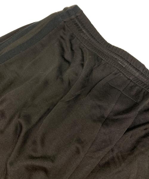 MM6 Maison Margiela（エムエムシックスメゾンマルジェラ）MM6 Maison Margiela (エムエムシックスメゾンマルジェラ) サイドラインパンツ ブラック サイズ:Ⅿの古着・服飾アイテム