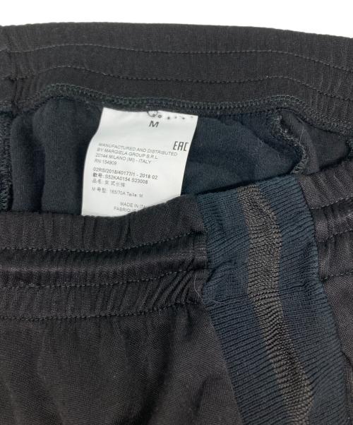 MM6 Maison Margiela（エムエムシックスメゾンマルジェラ）MM6 Maison Margiela (エムエムシックスメゾンマルジェラ) サイドラインパンツ ブラック サイズ:Ⅿの古着・服飾アイテム