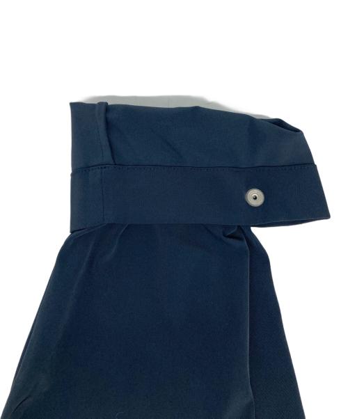 theory（セオリー）theory (セオリー) HARBOR TWILL RUCHED TRENCH コート/ハーバーツイル ルーシュド トレンチ ネイビー サイズ:Pの古着・服飾アイテム