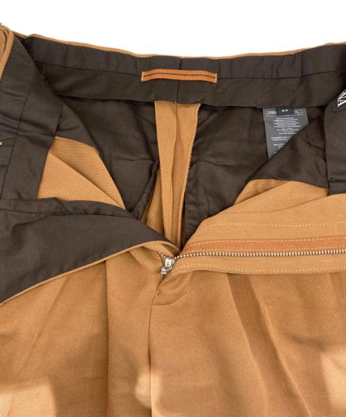 ERMENEGILDO ZEGNA（エルメネジルド・ゼニア）ERMENEGILDO ZEGNA (エルメネジルド・ゼニア) スラックス ベージュ サイズ:44の古着・服飾アイテム