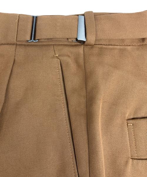 ERMENEGILDO ZEGNA（エルメネジルド・ゼニア）ERMENEGILDO ZEGNA (エルメネジルド・ゼニア) スラックス ベージュ サイズ:44の古着・服飾アイテム