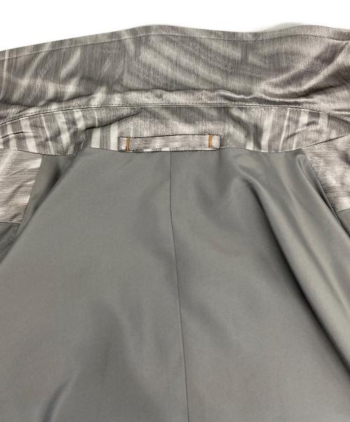 ERMENEGILDO ZEGNA（エルメネジルド・ゼニア）ERMENEGILDO ZEGNA (エルメネジルド・ゼニア) 総柄ジャケット グレー サイズ:46の古着・服飾アイテム