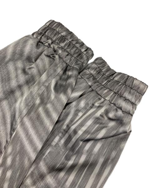 ERMENEGILDO ZEGNA（エルメネジルド・ゼニア）ERMENEGILDO ZEGNA (エルメネジルド・ゼニア) 総柄ジャケット グレー サイズ:46の古着・服飾アイテム