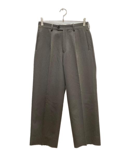 UNIVERSAL PRODUCTS.（ユニバーサルプロダクツ）UNIVERSAL PRODUCTS. (ユニバーサルプロダクツ) CREPE 1TUCK SLACKS/クレープ ワンタック スラックス グレー サイズ:1の古着・服飾アイテム