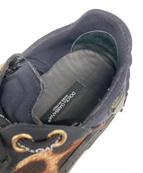 DOLCE & GABBANA（ドルチェ＆ガッバーナ）DOLCE & GABBANA (ドルチェ＆ガッバーナ) レオパード柄スニーカー ブラック×ベージュ サイズ:37の古着・服飾アイテム