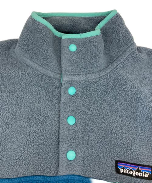 Patagonia（パタゴニア）Patagonia (パタゴニア) ライトウェイト・シンチラ・スナップT グレー×グリーン サイズ:Ｍの古着・服飾アイテム