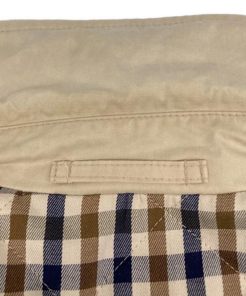 Aquascutum（アクアスキュータム）Aquascutum (アクアスキュータム) 中綿ジャケット ベージュ サイズ:Ｍの古着・服飾アイテム