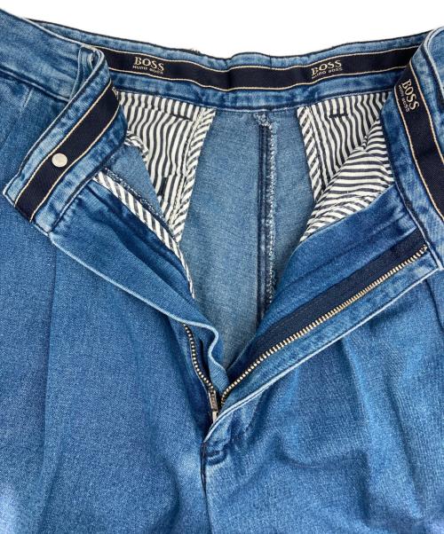BOSS（ボス）BOSS (ボス) タックデニムパンツ インディゴ サイズ:46の古着・服飾アイテム