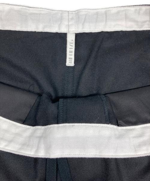 THE LIBRARY（ザ ライブラリー）THE LIBRARY (ザ ライブラリー) ウールイージートラウザー ブラック サイズ:Ｌの古着・服飾アイテム