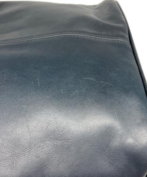 COACH（コーチ）COACH (コーチ) フラップレザーショルダーバッグ ネイビーの古着・服飾アイテム