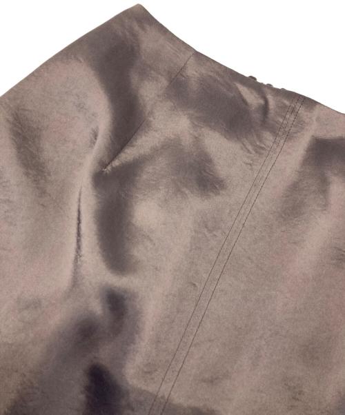 FRAY ID（フレイ アイディー）FRAY ID (フレイ アイディー) ステッチサテンナロースカート ピンクの古着・服飾アイテム