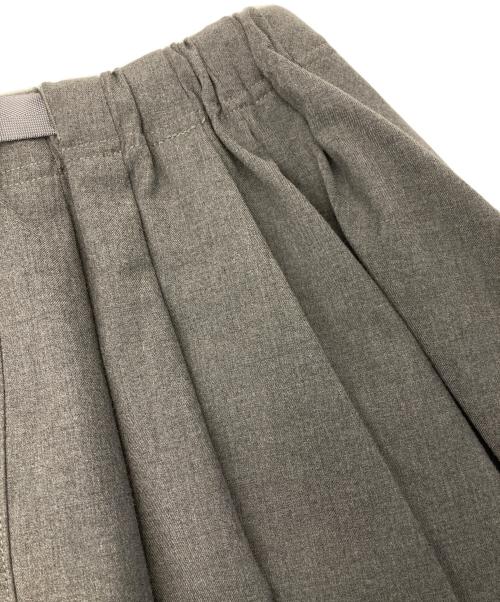 GRAMICCI（グラミチ）GRAMICCI (グラミチ) フレアスカート グレー サイズ:Fの古着・服飾アイテム