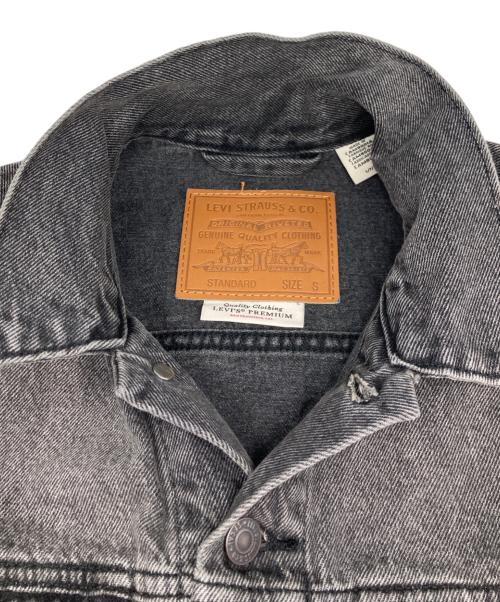 LEVI'S（リーバイス）LEVI'S (リーバイス) TYPEⅢトラッカージャケット ブラック サイズ:Ｓの古着・服飾アイテム