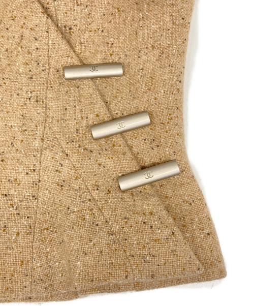 CHANEL（シャネル）CHANEL (シャネル) カシミヤ100％ ジャケットセットアップ ベージュ サイズ:36の古着・服飾アイテム