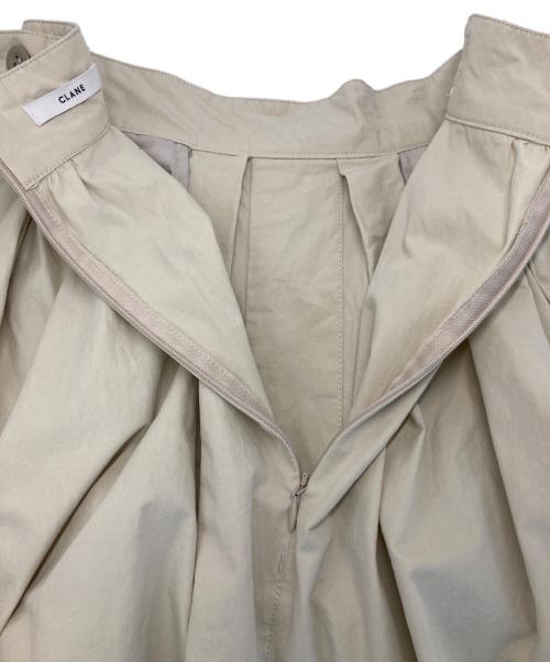 CLANE（クラネ）CLANE (クラネ) 2WAY MILITARY VOLUME SKIRT/2ウェイ ミリタリー ボリューム スカート ベージュの古着・服飾アイテム