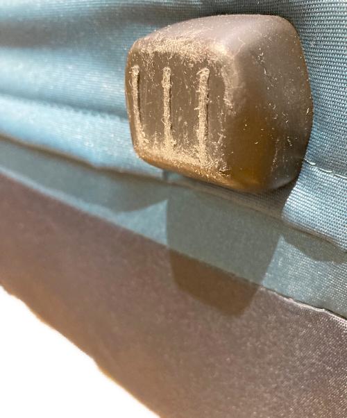 VICTORINOX（ビクトリノックス）VICTORINOX (ビクトリノックス) ホイールド 2in1 キャリーオン/ホイールド 2イン1 キャリーオン ブルーの古着・服飾アイテム