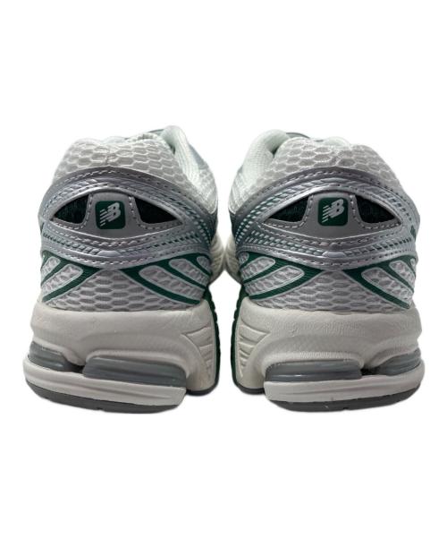 NEW BALANCE（ニューバランス）NEW BALANCE (ニューバランス) ローカットスニーカー ホワイト×グリーン サイズ:27JPNの古着・服飾アイテム