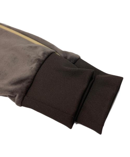 adidas（アディダス）adidas (アディダス) FIREBIRD VELOUR TRACK TOP/ファイアーバードベロアトラックトップ ブラウン サイズ:XS 未使用品の古着・服飾アイテム