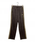 adidasアディダス）の古着「FB TP VELOUR トラックパンツ」｜カーキ