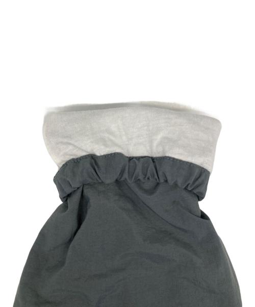 maison kitsune（メゾンキツネ）maison kitsune (メゾンキツネ) ナイロンジャケット グレー サイズ:XSの古着・服飾アイテム