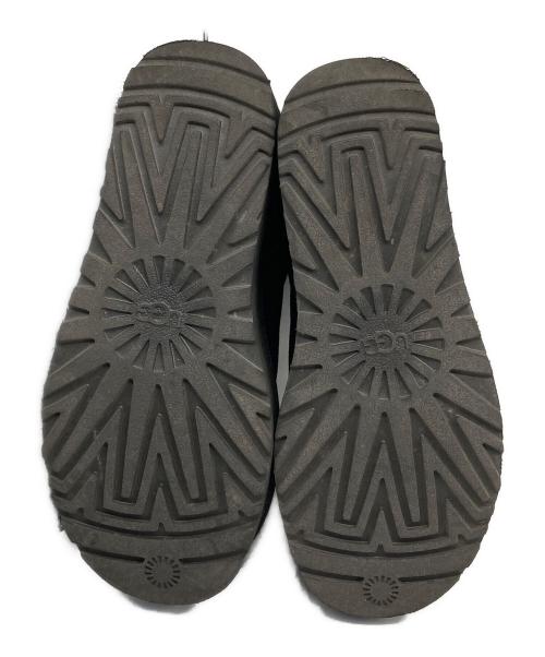 UGG（アグ）UGG (アグ) Classic Mini Platform/クラシック ミニ プラットフォーム ブラック サイズ:24cmの古着・服飾アイテム