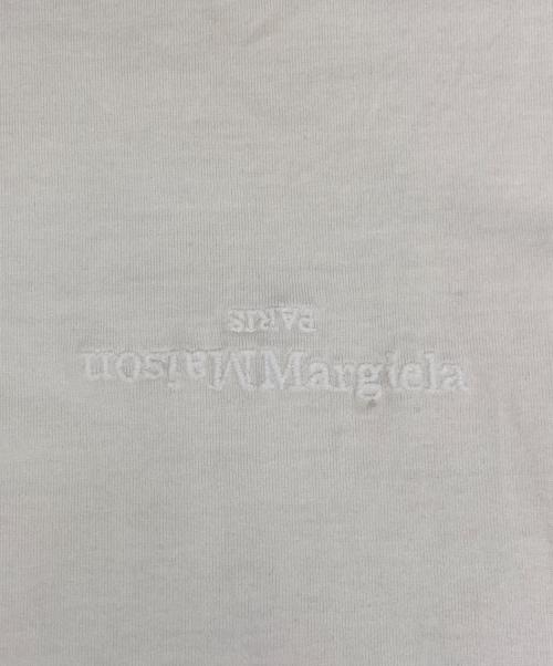 Maison Margiela（メゾンマルジェラ）Maison Margiela (メゾンマルジェラ) LOGO EMBROIDERY TEE/ロゴ エンブロイダリー ティ ホワイト サイズ:52の古着・服飾アイテム
