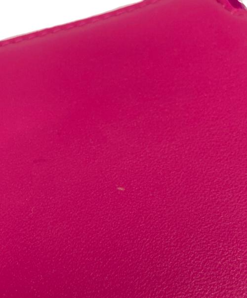 maison kitsune（メゾンキツネ）MAISON KITSUNE (メゾンキツネ) ラウンドジップスクエアウォレット ピンクの古着・服飾アイテム