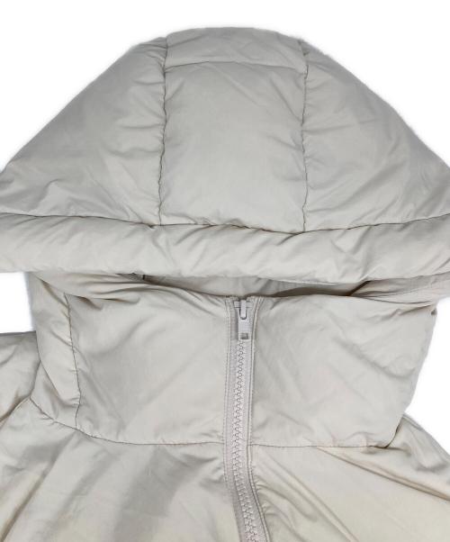 Mila Owen（ミラオーウェン）Mila Owen (ミラオーウェン) サスティナブルサイドリボンダウンポンチョ ホワイト サイズ:FREEの古着・服飾アイテム