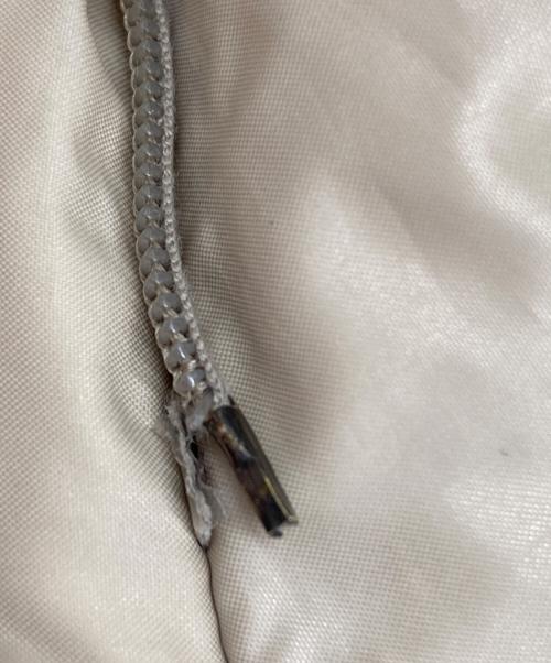 MONCLER（モンクレール）MONCLER (モンクレール) VALENTINE ダウンコート アイボリー サイズ:3の古着・服飾アイテム