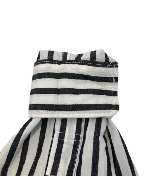 FRAMeWORK（フレームワーク）FRAMeWORK (フレームワーク) LEVI PATA レギュラーカラーシャツ グレー×ホワイト サイズ:FREEの古着・服飾アイテム