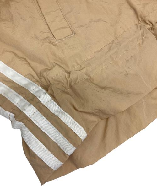 adidas（アディダス）adidas (アディダス) ナイロンジャケット ベージュ サイズ:Sの古着・服飾アイテム