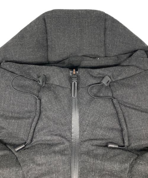 DESCENTE ALLTERRAIN（デザイント オルテライン）DESCENTE ALLTERRAIN (デザイント オルテライン) BEAUTY&YOUTH (ビューティーアンドユース) 別注 水沢ダウンジャケット グレー サイズ:Ｌの古着・服飾アイテム