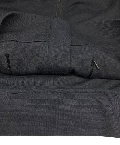 EMPORIO ARMANI（エンポリオ アルマーニ）EMPORIO ARMANI (エンポリオ アルマーニ) フーデッドジャケット ネイビー サイズ:Ｍの古着・服飾アイテム